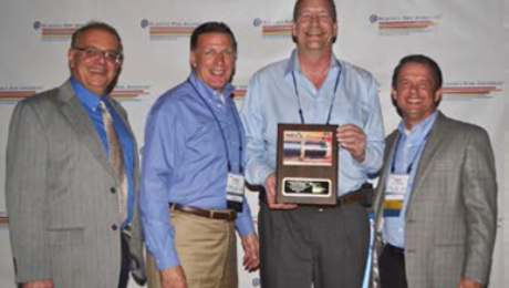 ISCO leadership receiving the 2015 PPI project of the year award